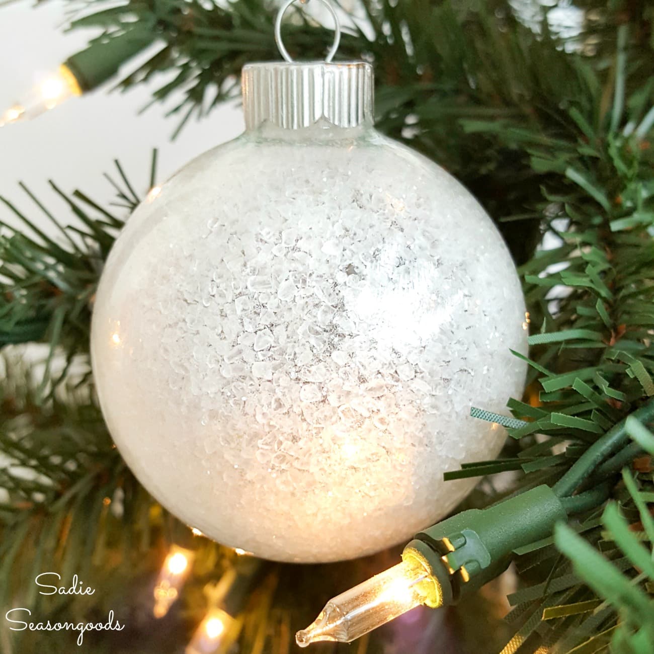 Snow ornaments from clear ornament balls