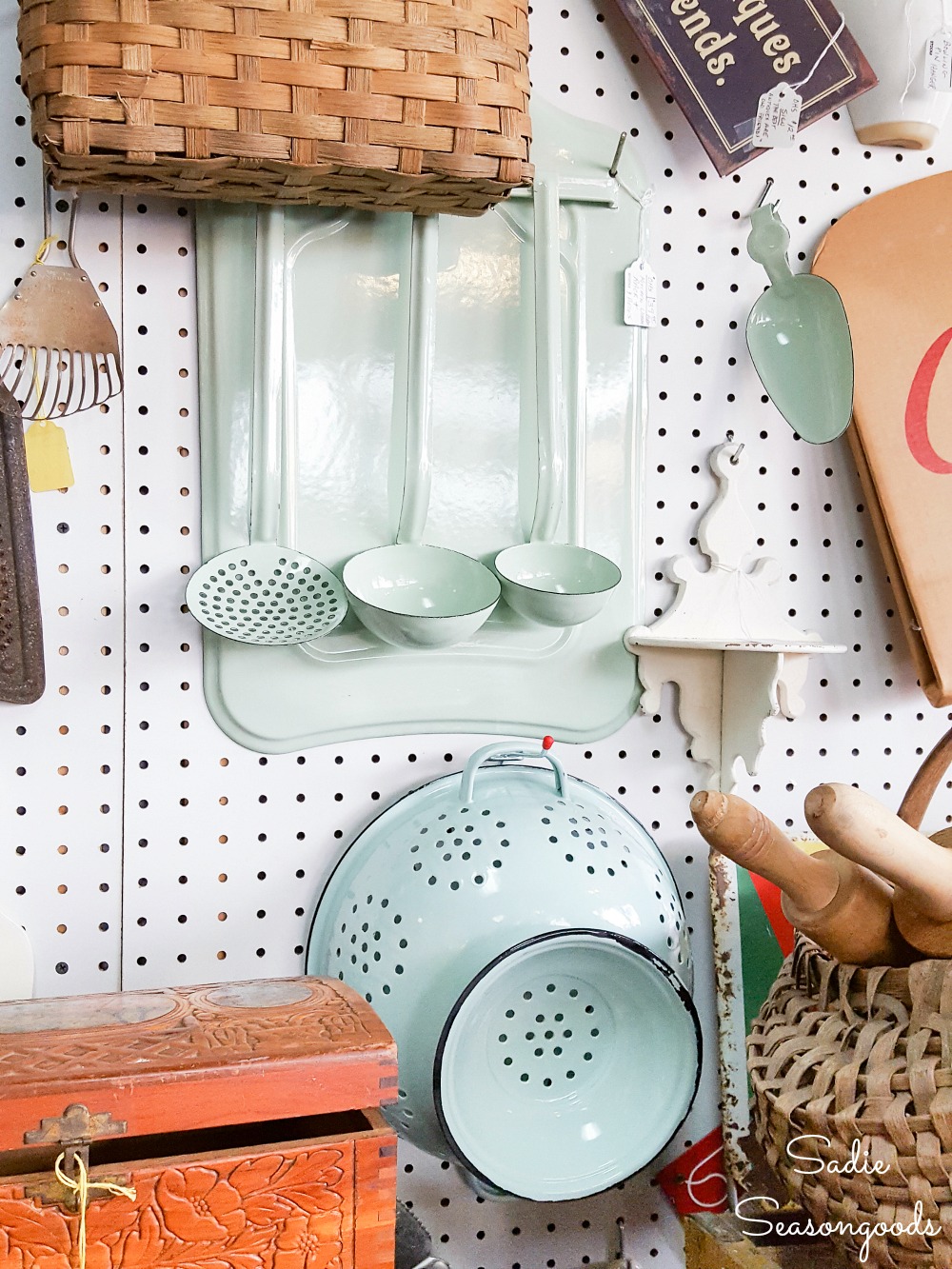 Enamel cookware and metal colander to become an outdoor hanging basket