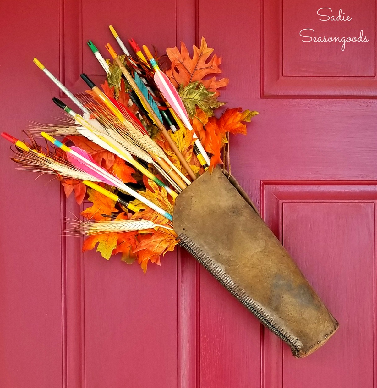 Leather quiver and wooden arrows or vintage arrows for upcycling idea as an autumn wreath for harvest decor by Sadie Seasongoods