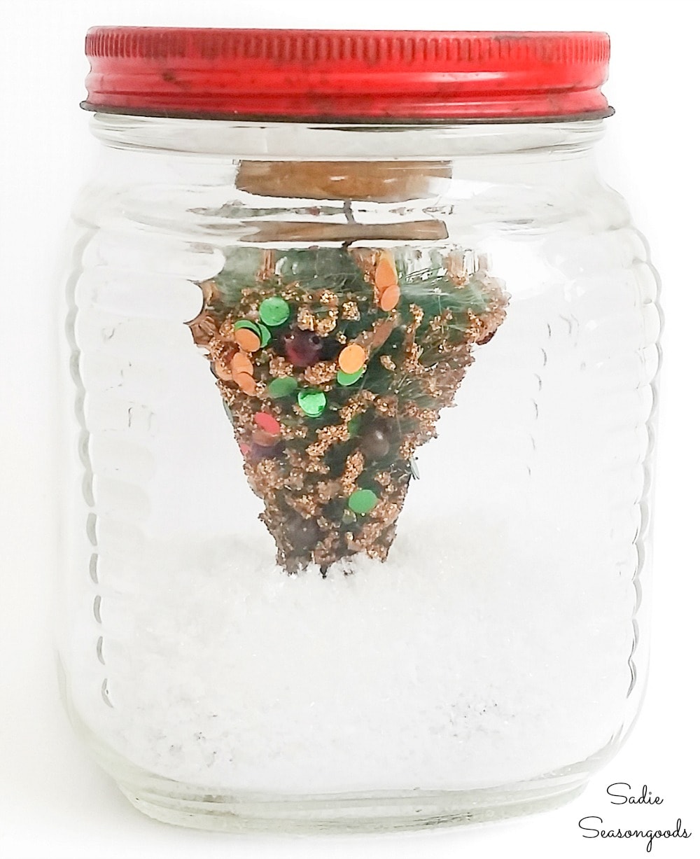 Making a Christmas snow globe with vintage decorations