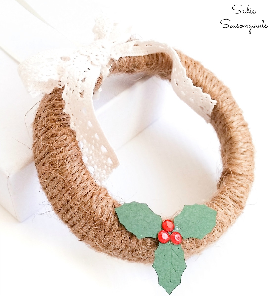 Mini wreath ornament for a Farmhouse Christmas tree