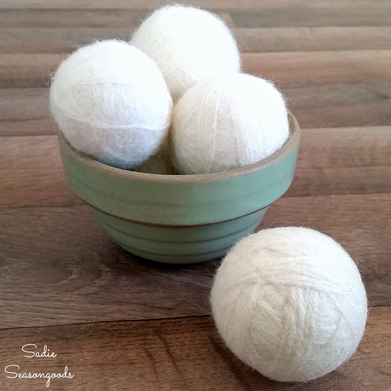 DIY Dryer Balls from Wool Yarn