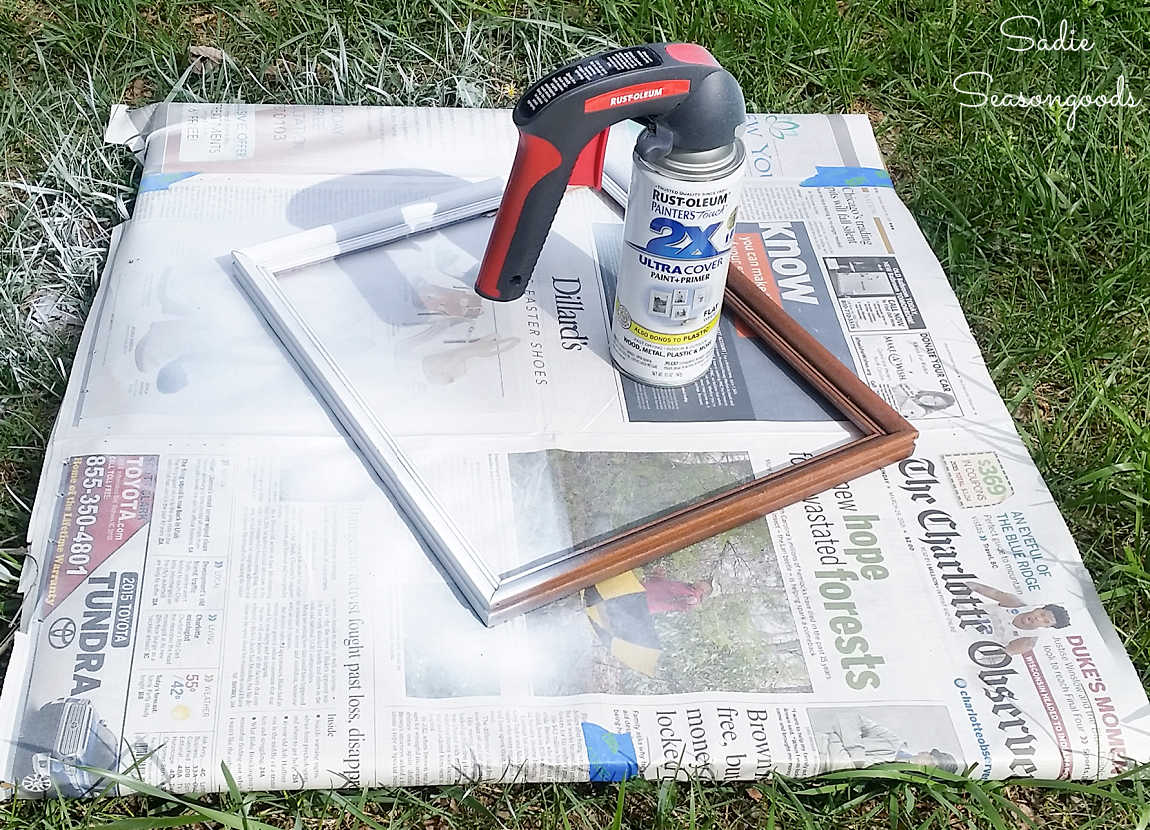 painting a wooden picture frame