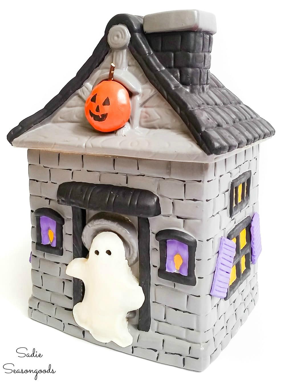 Halloween cookie jar or haunted house cookie jar