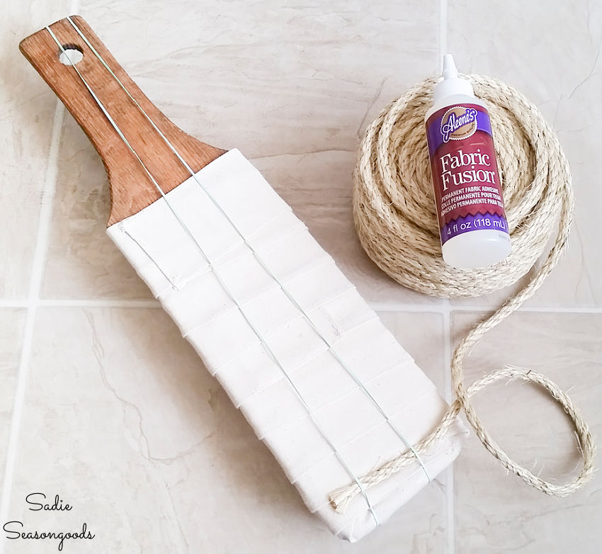 sisal rope to make a cat scratcher