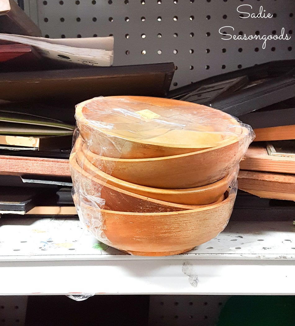 wooden salad bowls