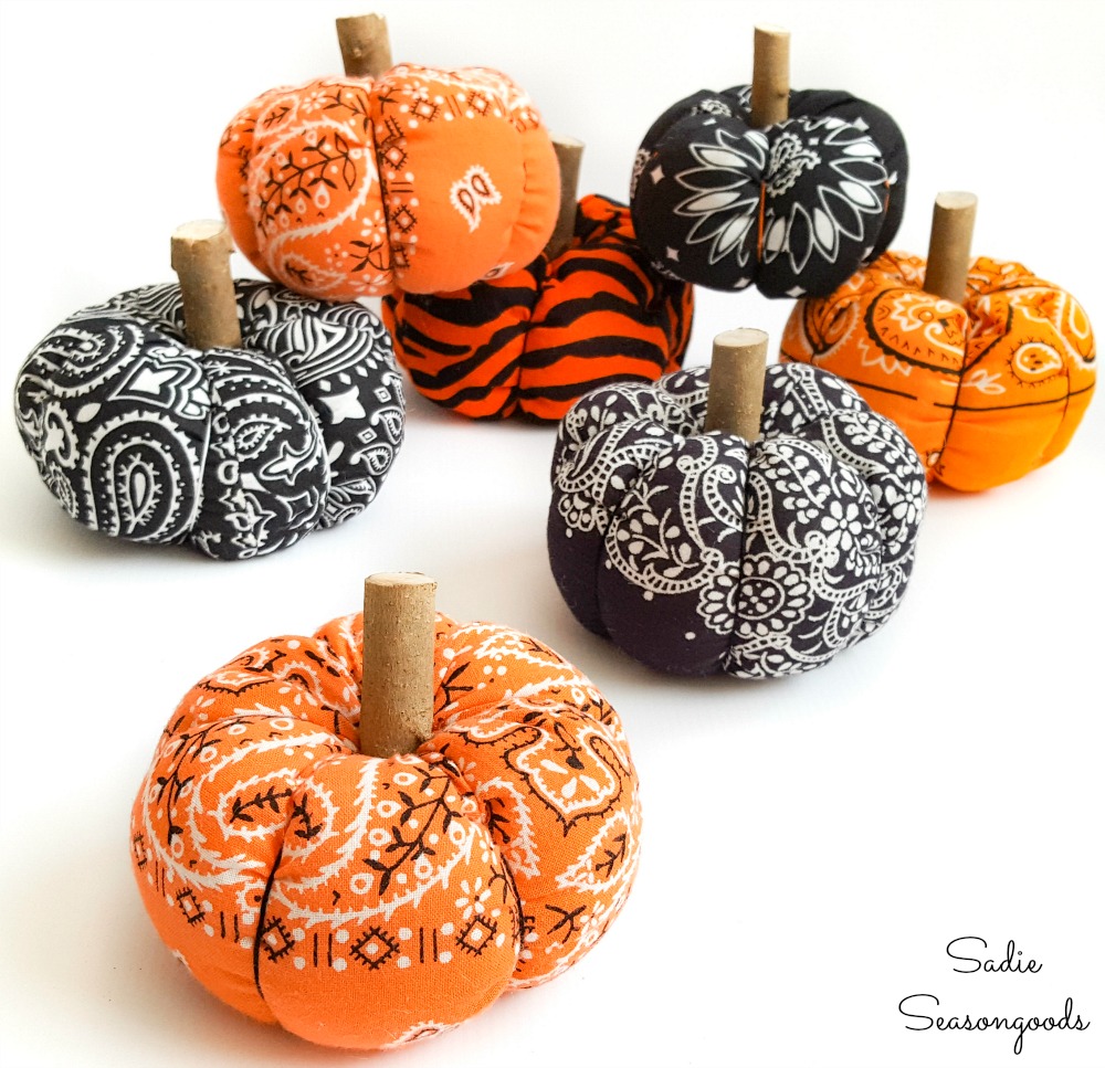 Bandana pumpkins for DIY Halloween decor