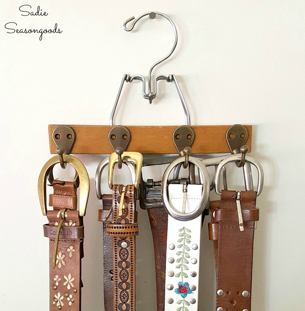 Belt Hanger / Belt Organizer with a Vintage Trouser/Pants Hanger