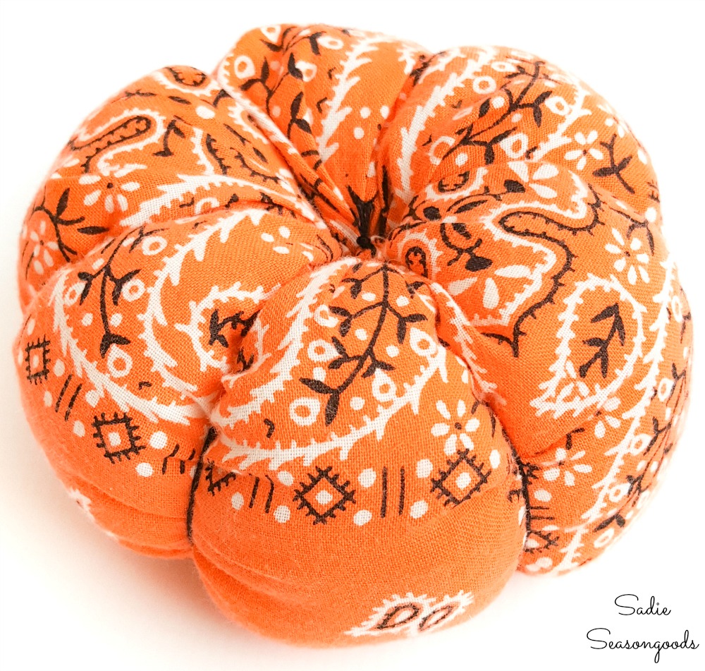 Plush pumpkins in bandana fabric