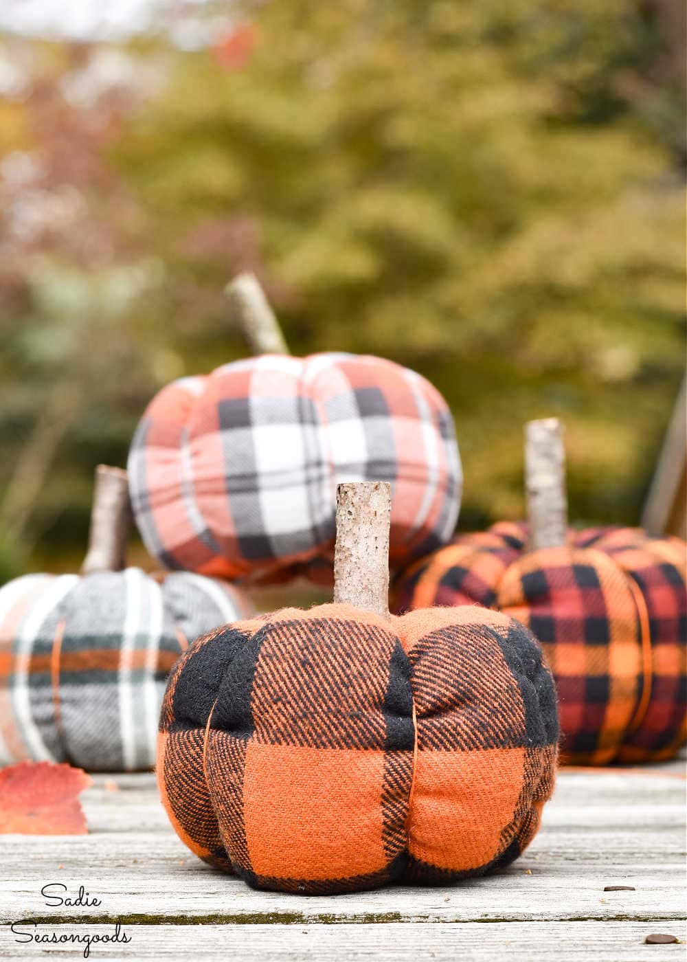 fabric pumpkins in crafting with flannel