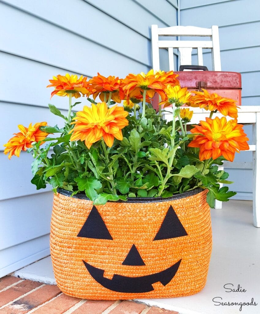 Halloween Planter from a Straw Tote for Halloween Porch Decor