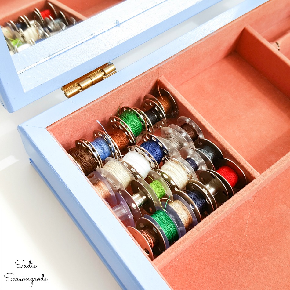 Bobbin storage in a sewing starter kit