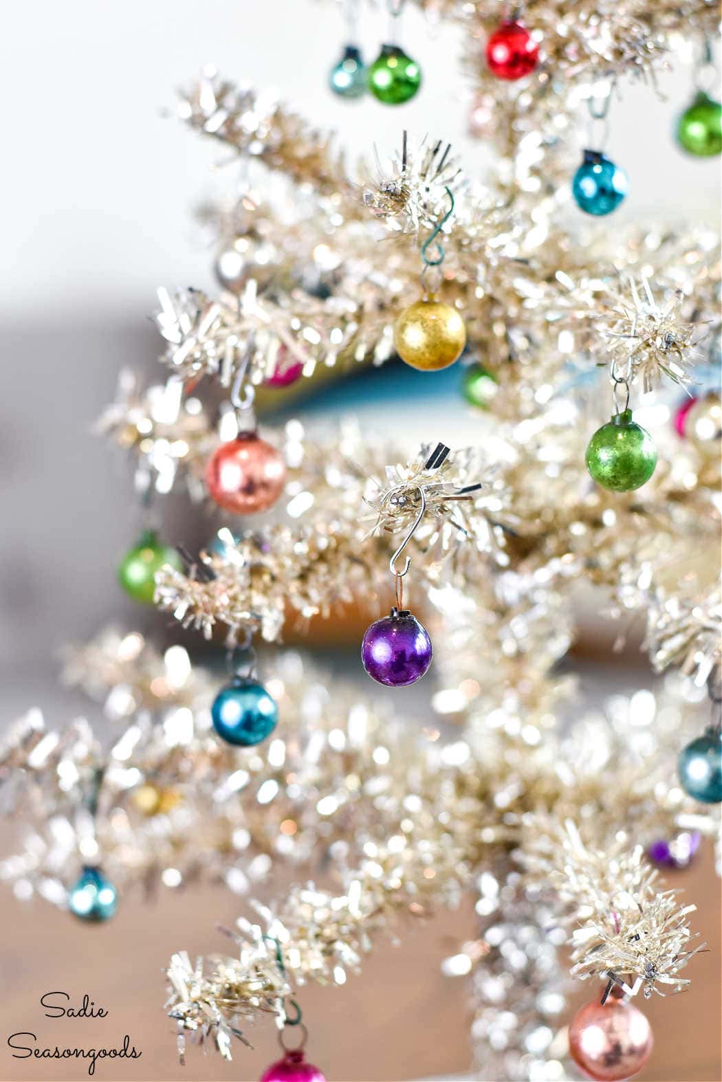 christmas ornament hooks for small ornaments