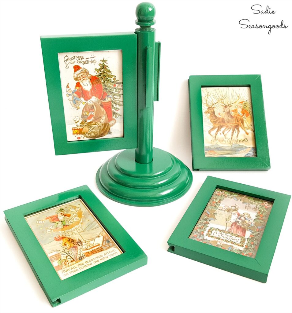 Displaying Vintage Christmas Postcards in a Rotating Photo Frame