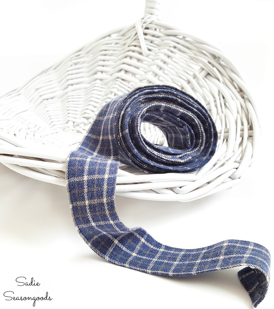 Flannel ribbon to wrap around the handle of a fireplace basket