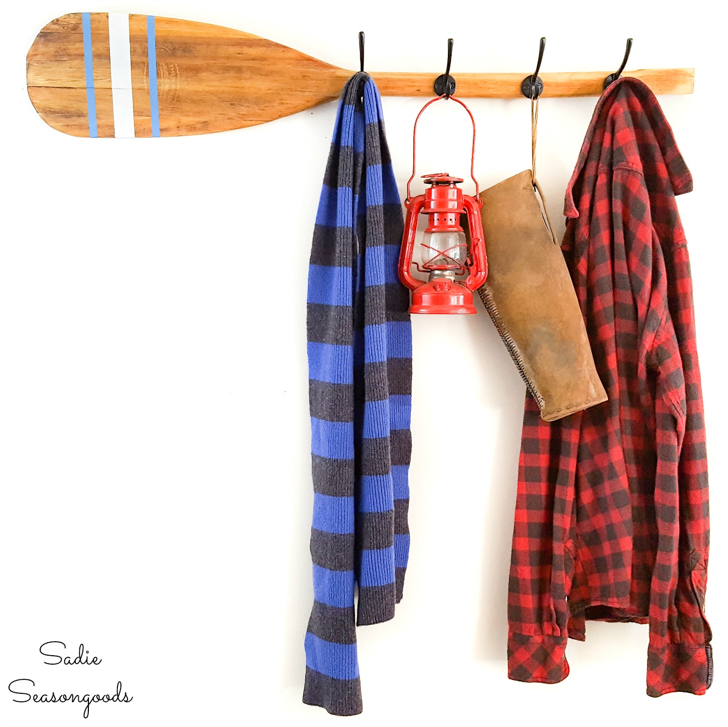 Upcycling a Boat Oar as a Nautical Coat Rack and Cabin Decor