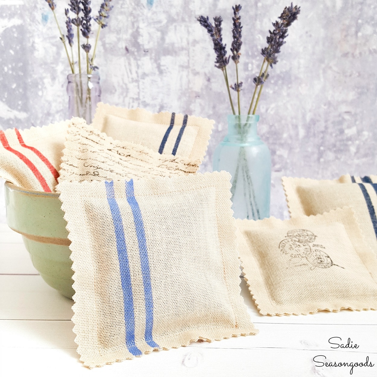 Faking the look of grain sack fabric for DIY lavender sachets