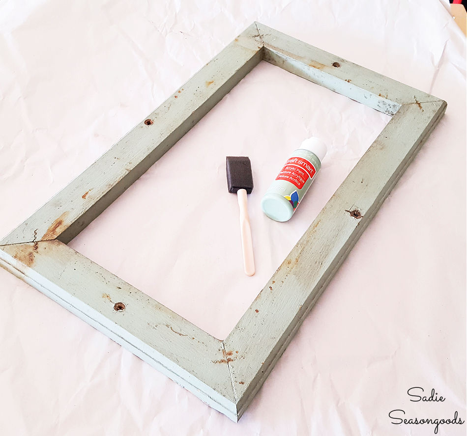 painting a vintage window frame