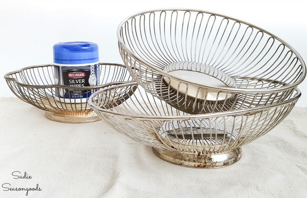 Upcycling a Wire Bread Basket into Vintage Farmhouse Decor
