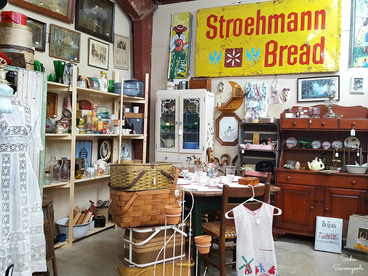 Blue Ridge, GA: Shopping at the Best Antiques, Vintage, and Thrift Stores