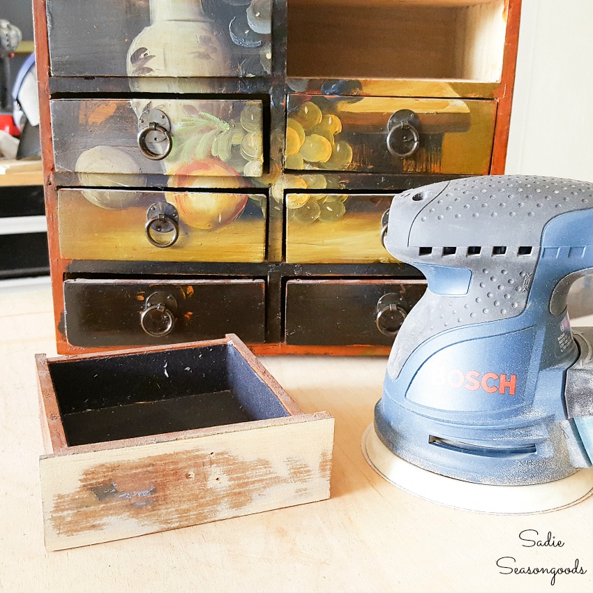 Using a Bosch orbital sander to remove paint from wood furniture