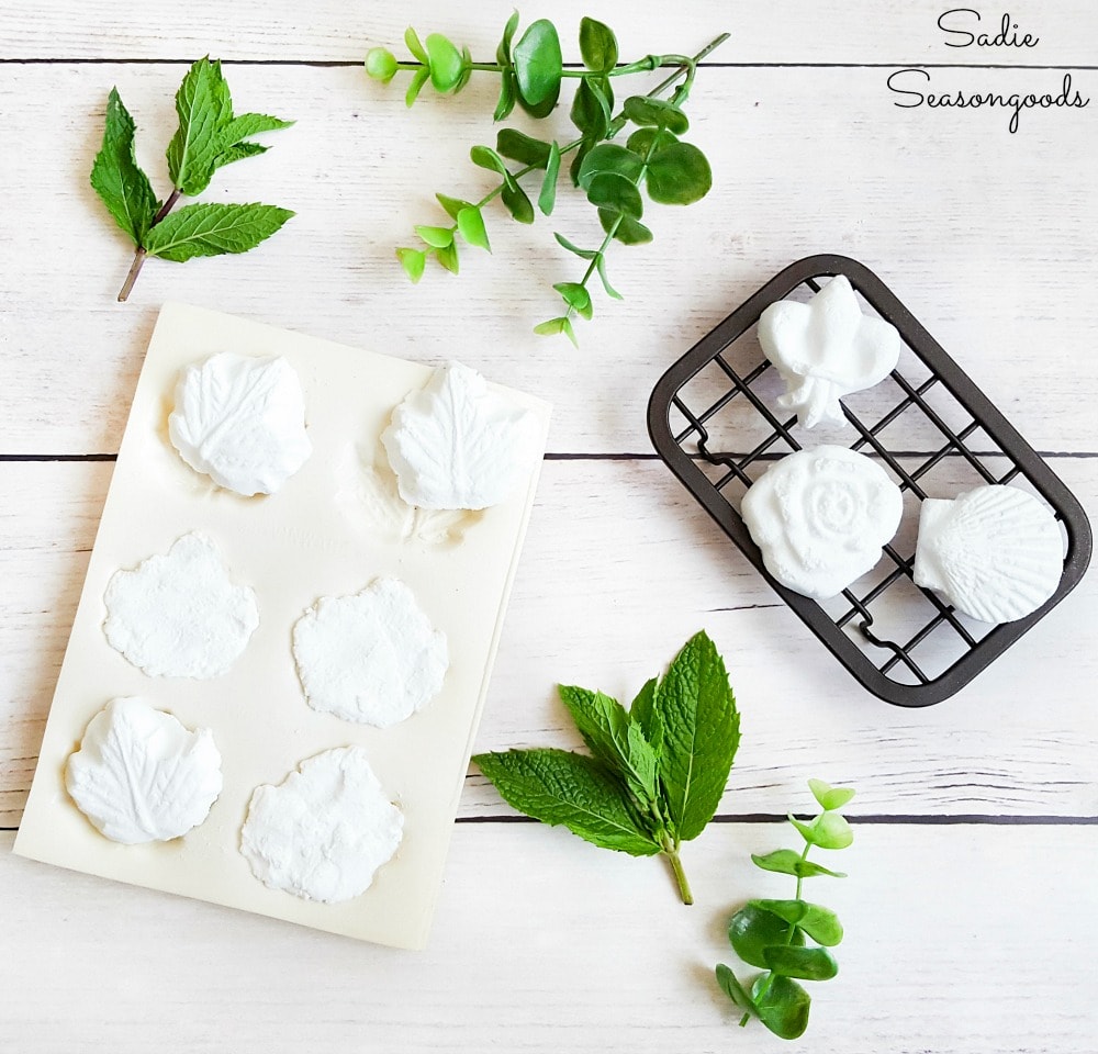 DIY Shower Melts in Silicone Butter Molds with Essential Oils