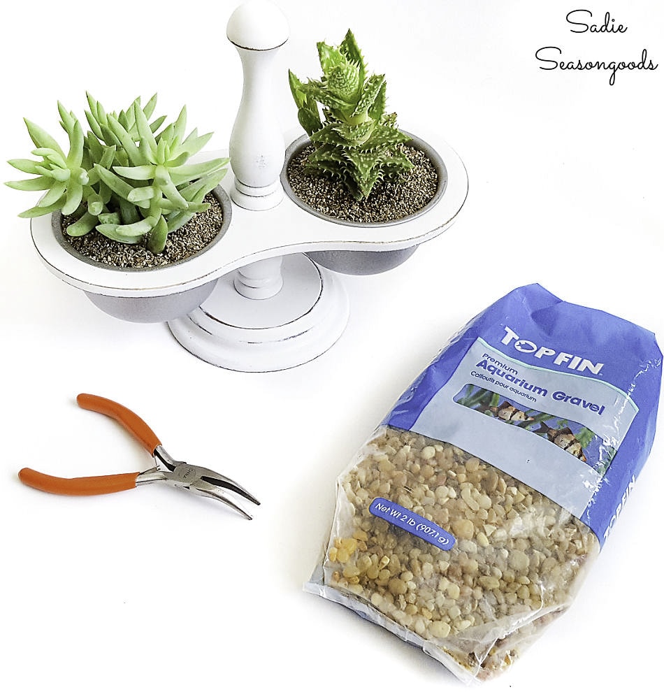 Aquarium gravel for mini succulent pots