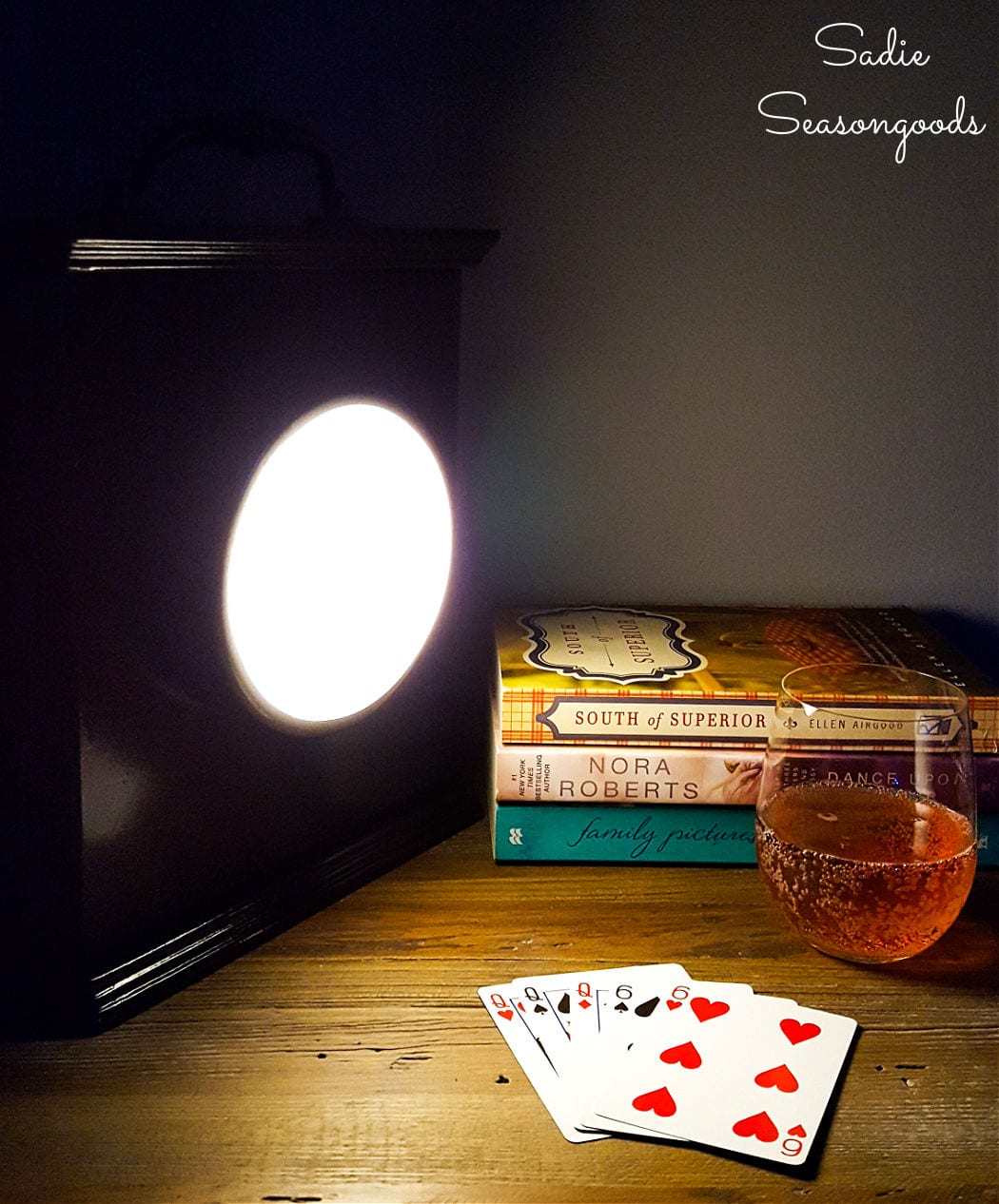 power outage kit with emergency lantern