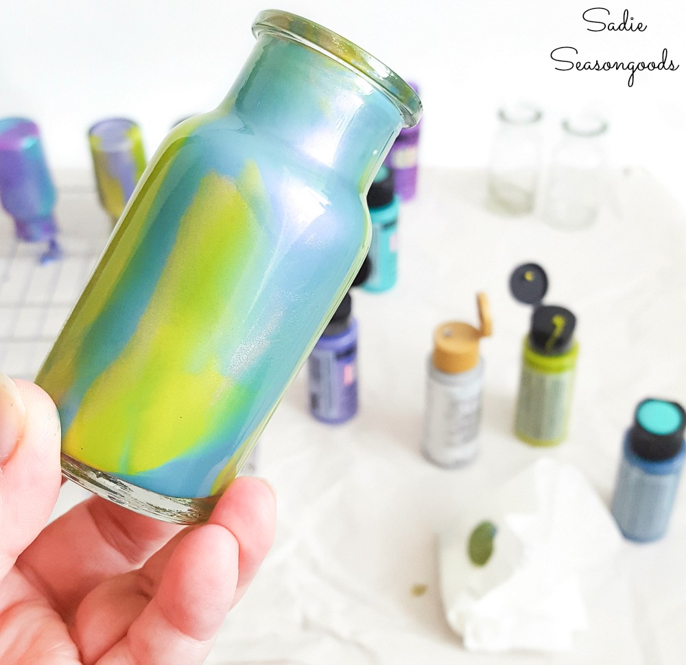 Glass spice bottles as DIY potion bottles