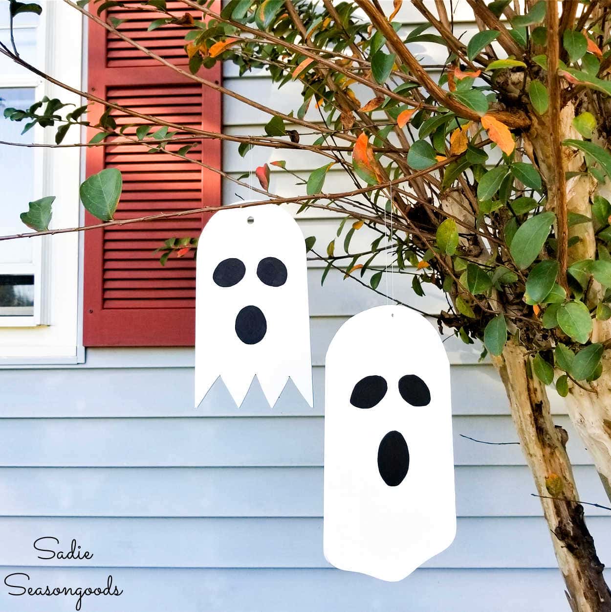 outdoor ghost decorations from repurposed ceiling fan blades