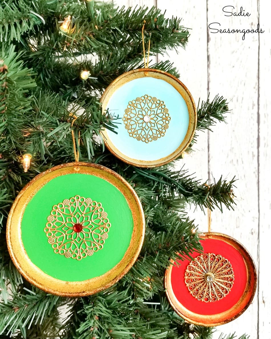 Exotic ornaments from Florentine coasters