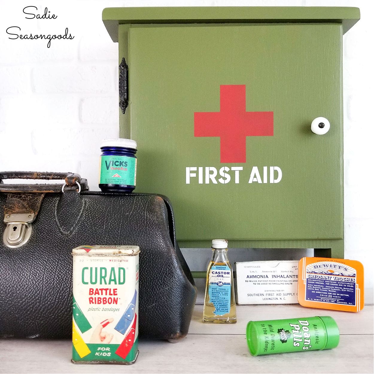 DIY Vintage Inspired First Aid Kit Box ~ White Arrows Home