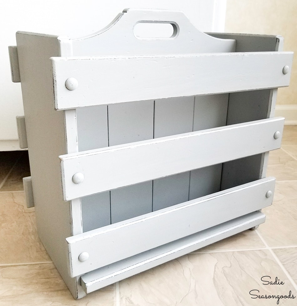 Kitchen caddy as a baking sheet organizer