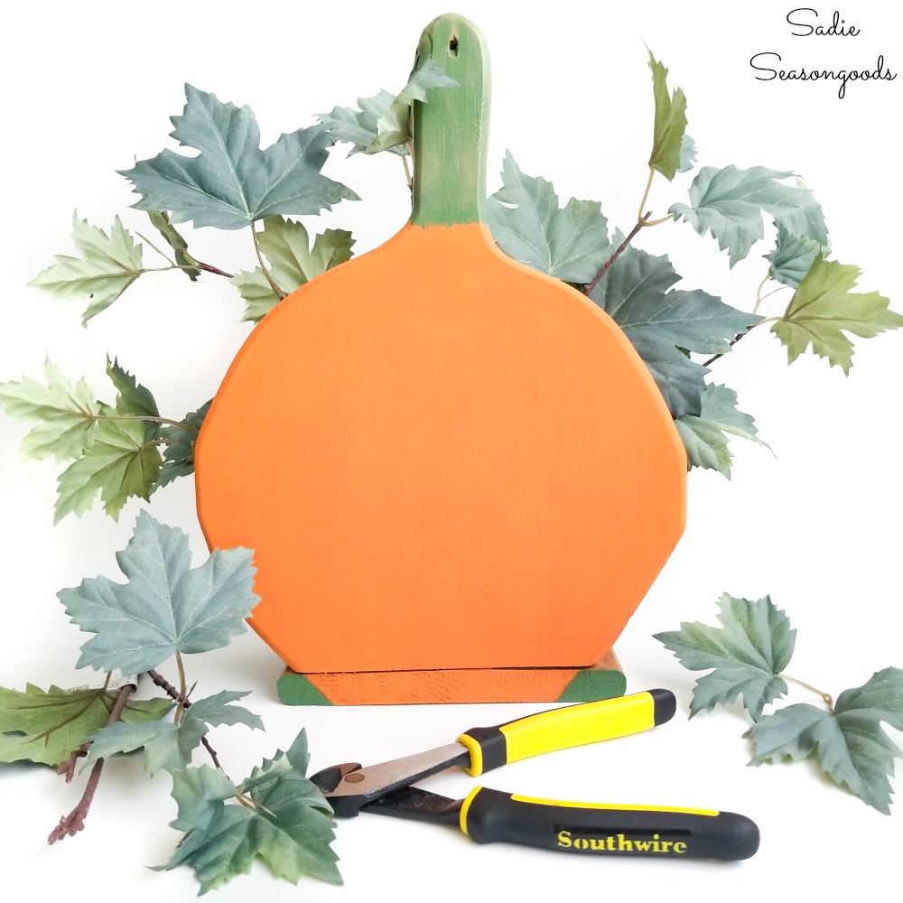 Pumpkin patch decor with leaves and vines