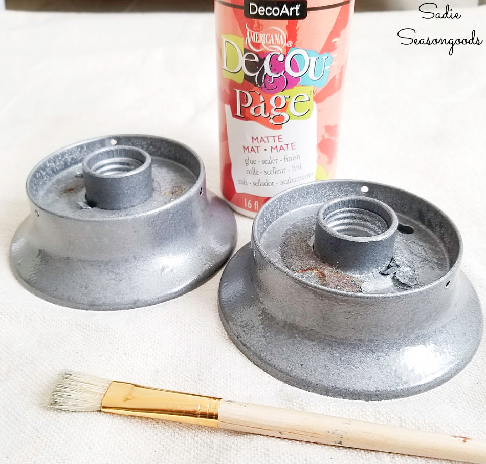 Decoupage glue as a matte top coat