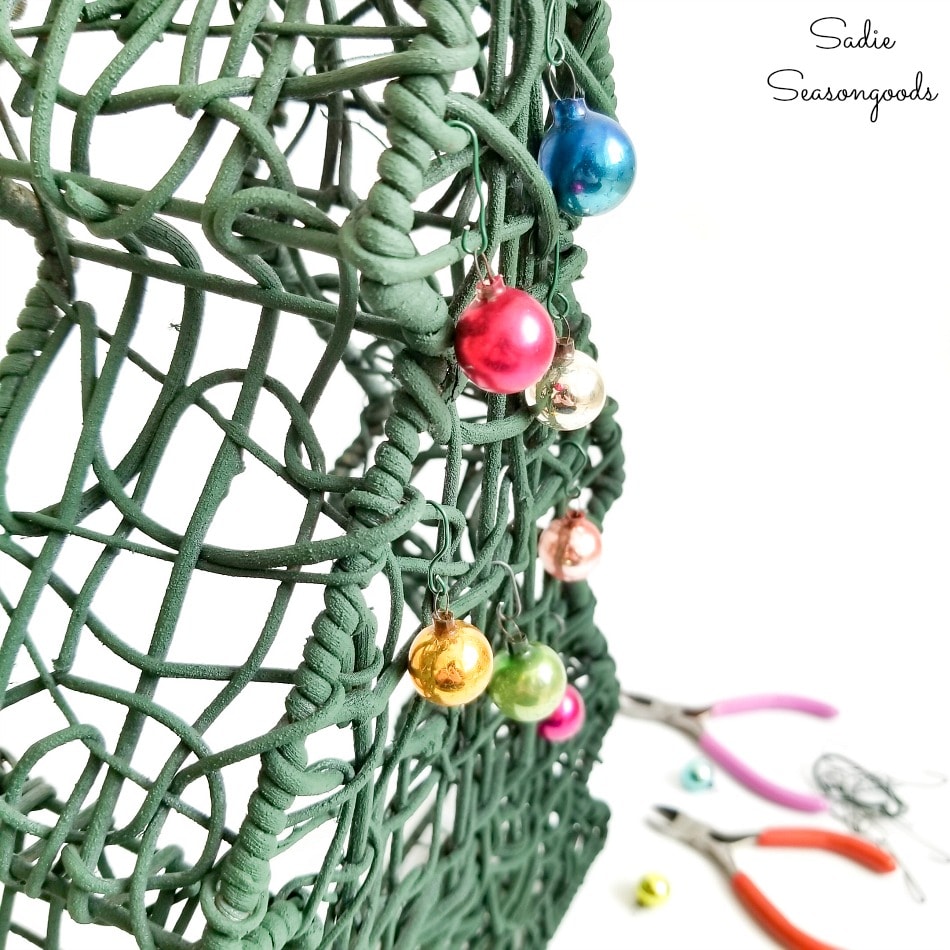 Miniature ornament hooks for tiny Christmas ornaments