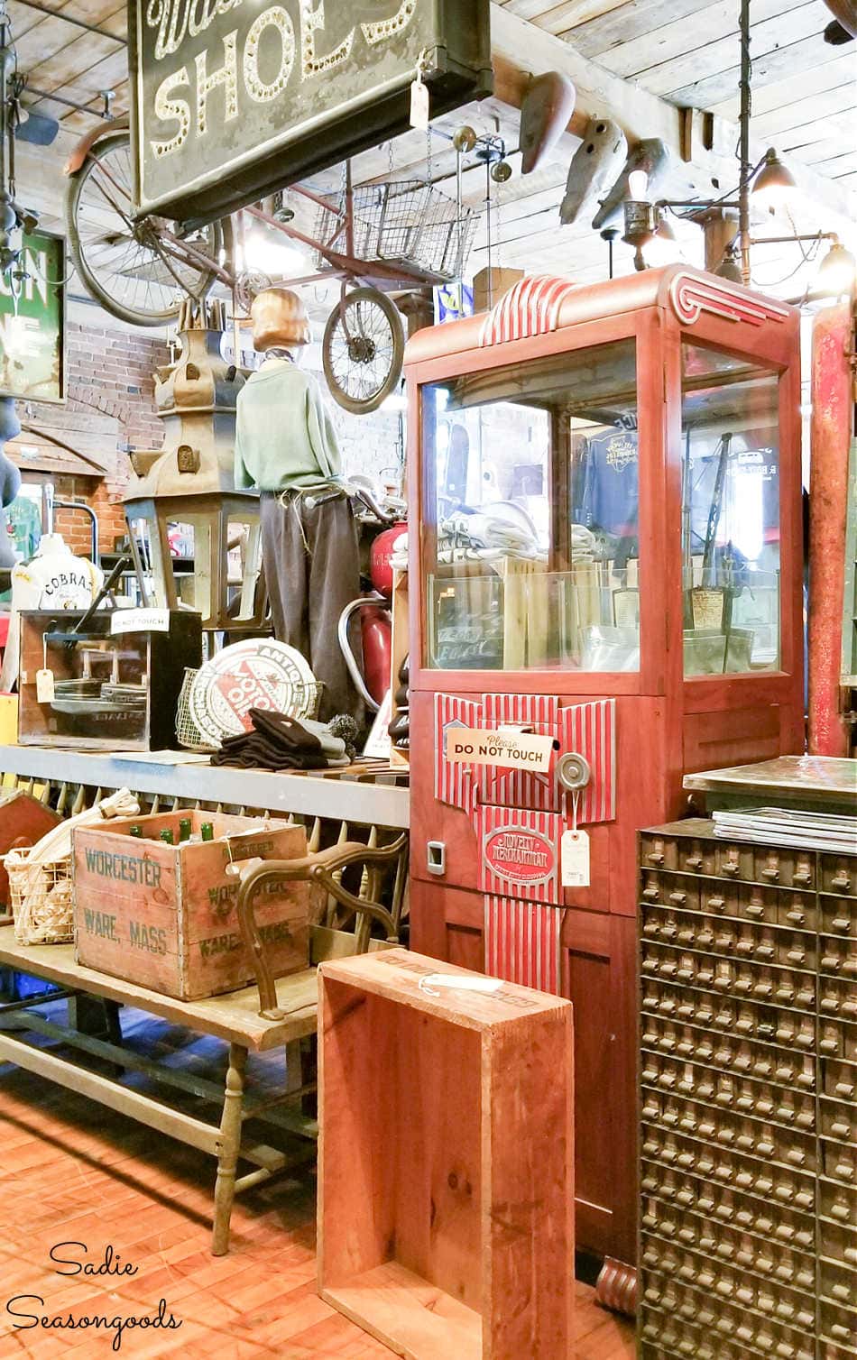 5 Best Vintage Shops in Nashville, TN