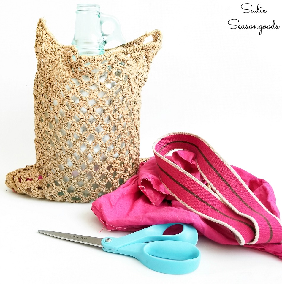 Upcycling a macrame purse to use as fishing net for beach cottage decor