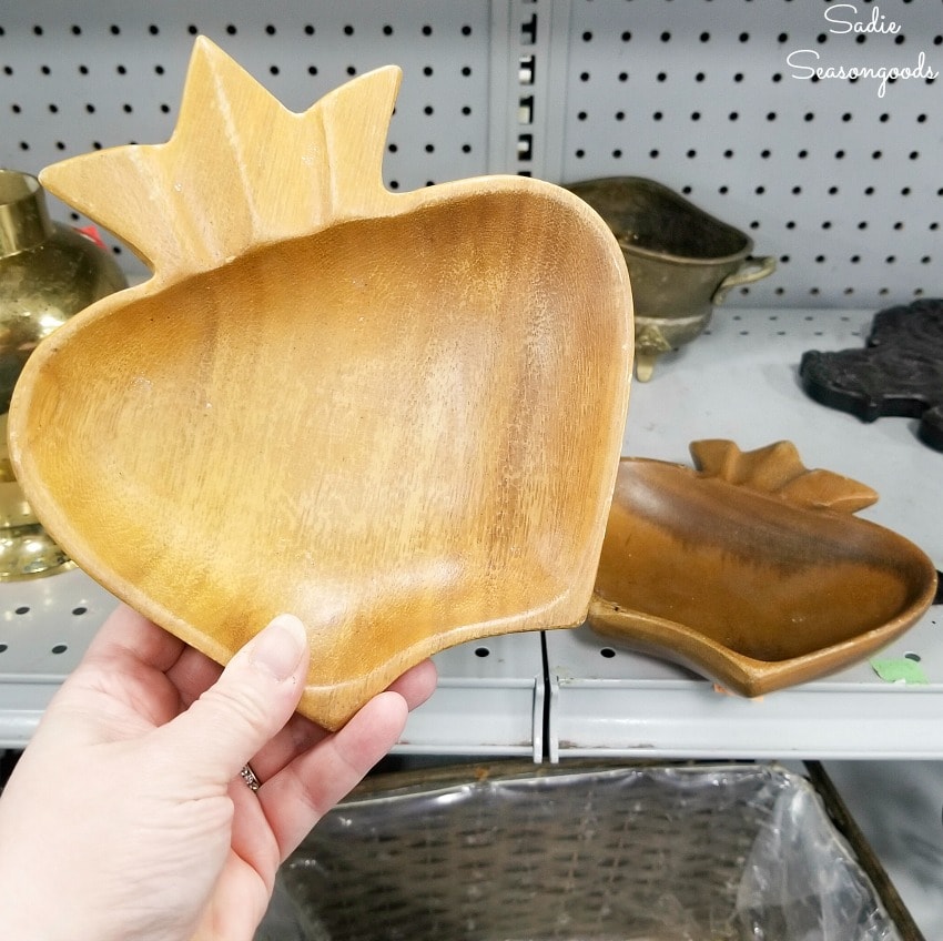 monkey pod bowls that look like apples