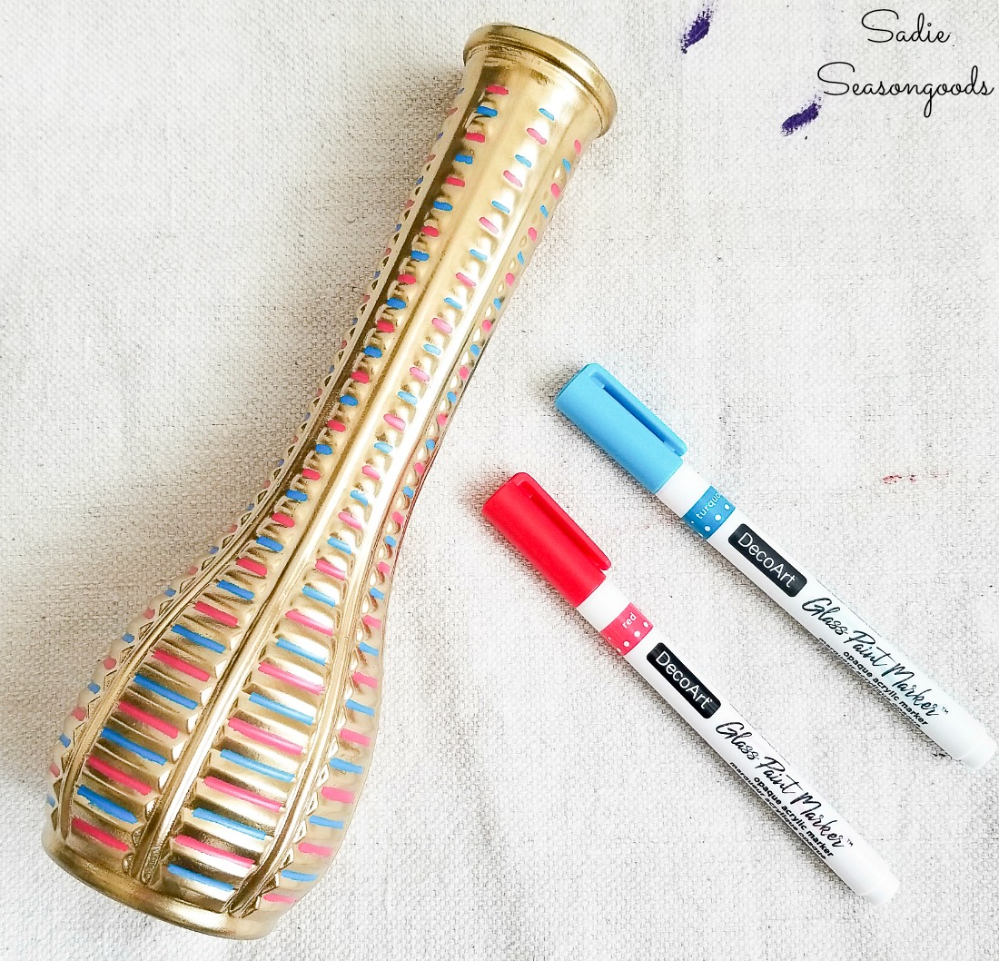 Glass paint marker by DecoArt on a florist vase