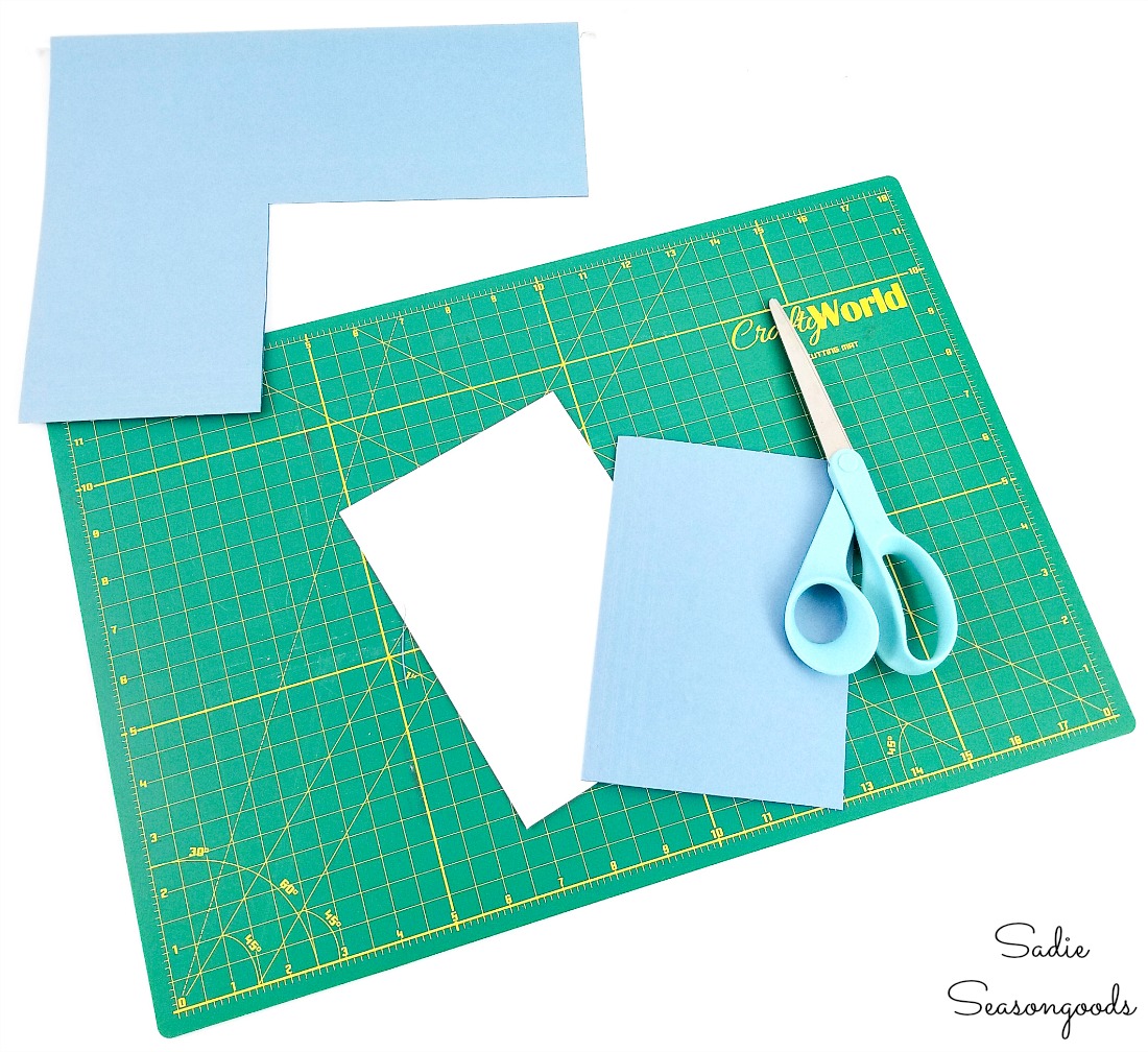 Sizing the DIY greeting cards from file folders with envelopes