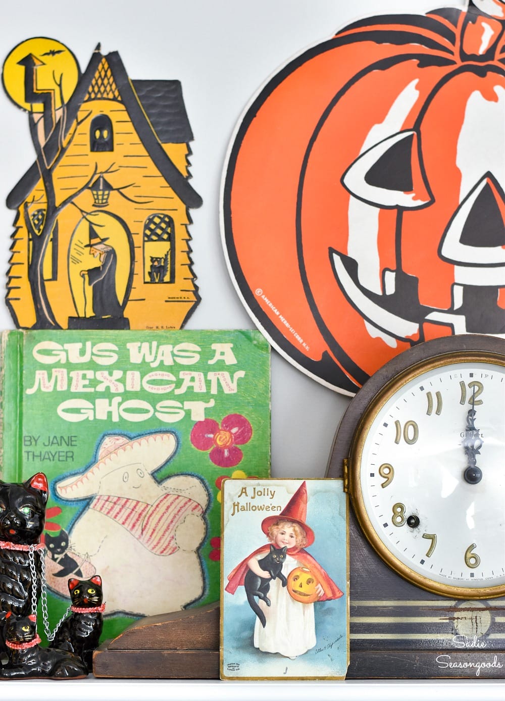 How to display the vintage Halloween decor on a mantel