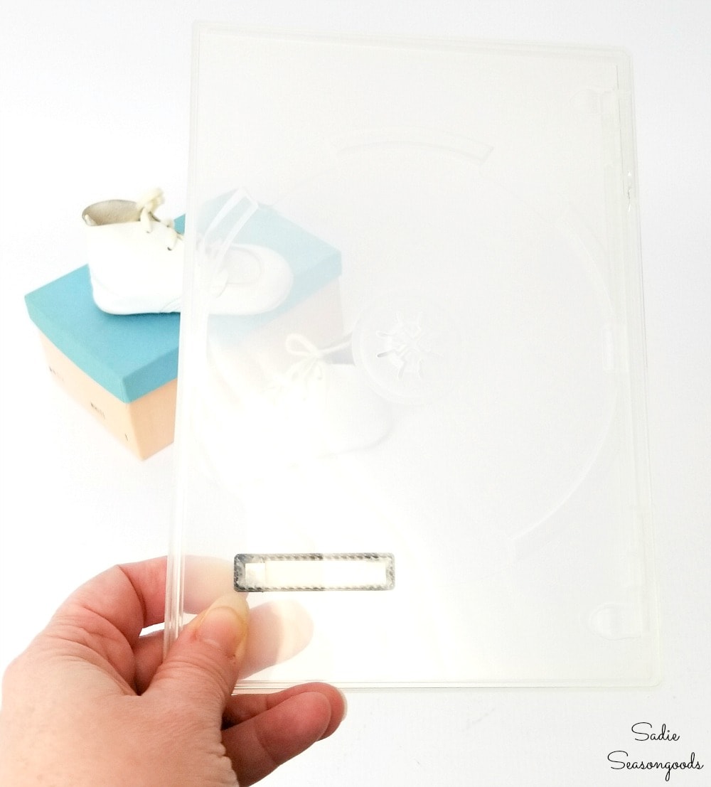 Crafting with plastic from a DVD case Crafting with plastic from a DVD case