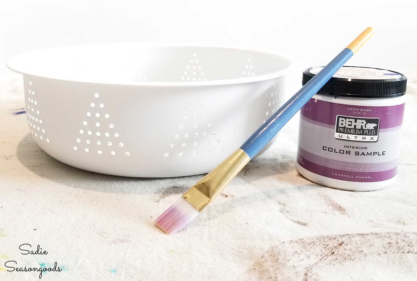 painting a bowl to look like vintage enamelware