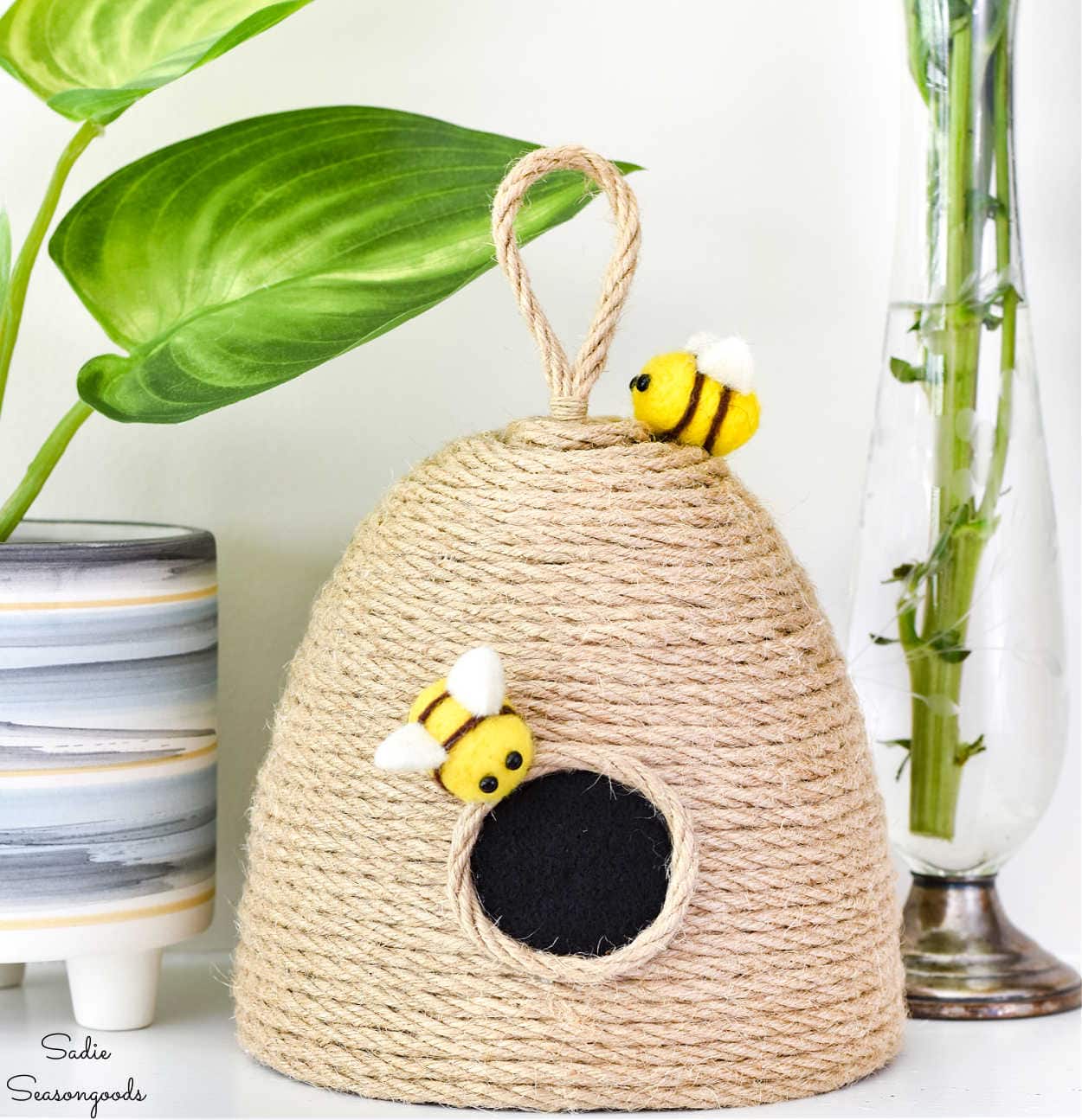 DIY Rope Beehive Decoration