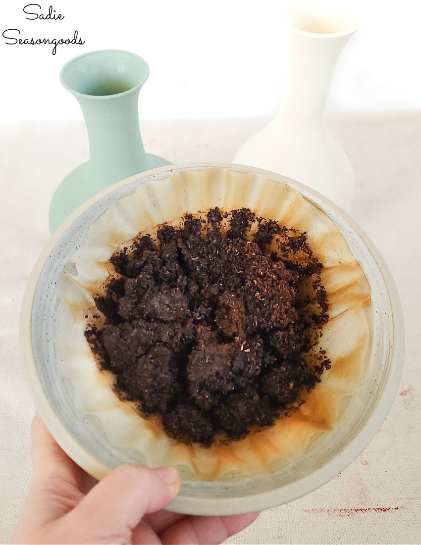 uses for coffee grounds such as aging a diy vase
