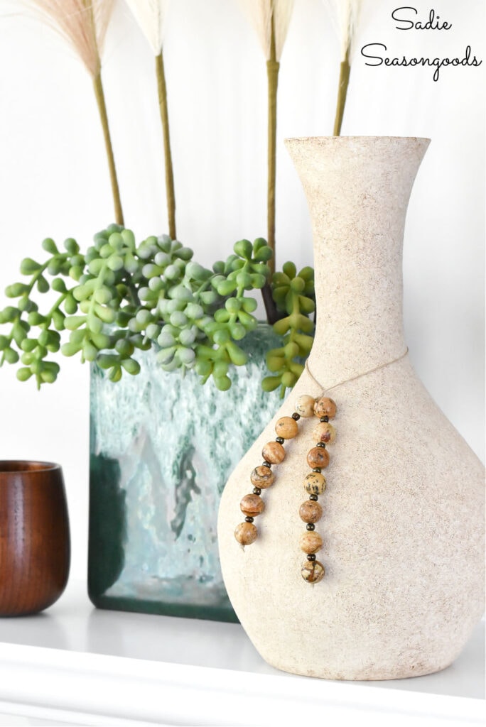 Making an Artisan Vase with Coffee Grounds