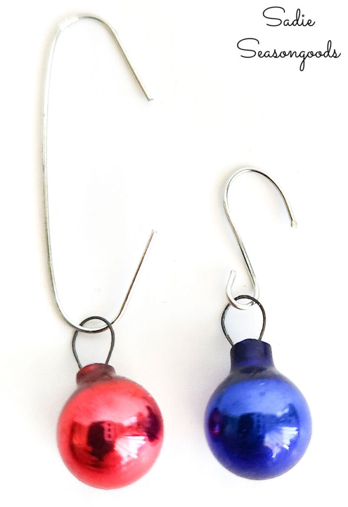 How to Make Christmas Ornament Hooks for Your Mini Ornaments