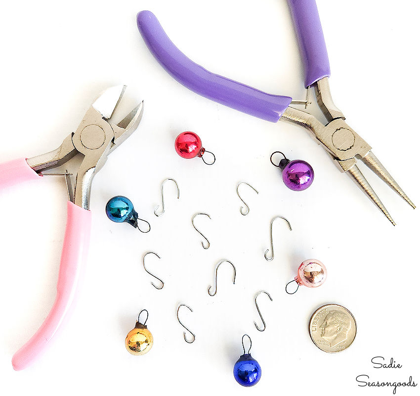 How to Make Christmas Ornament Hooks for Your Mini Ornaments