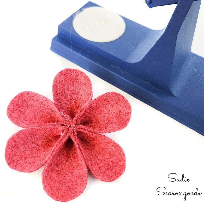 felt flower without sewing